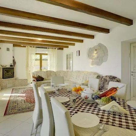 Tatil Evi Family Friendly House With A Swimming Pool Dolenja Vas, Istria - Sredisnja Istra - 24521 Dolenja Vas