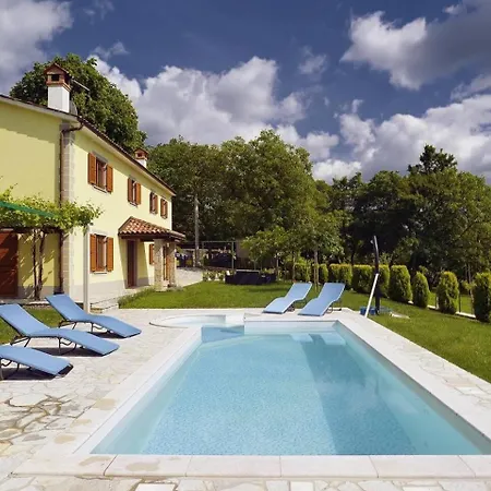 Family Friendly House With A Swimming Pool Dolenja Vas, Istria - Sredisnja Istra - 24521 Tatil Evi