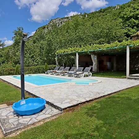 בית נופש Family Friendly House With A Swimming Pool Dolenja Vas, Istria - Sredisnja Istra - 24521 *