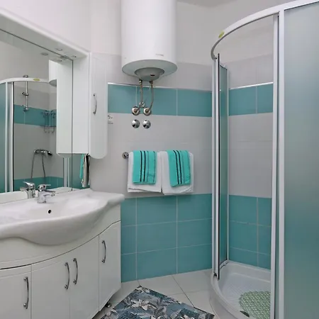 בית נופש Family Friendly House With A Swimming Pool Dolenja Vas, Istria - Sredisnja Istra - 24521 Dolenja Vas