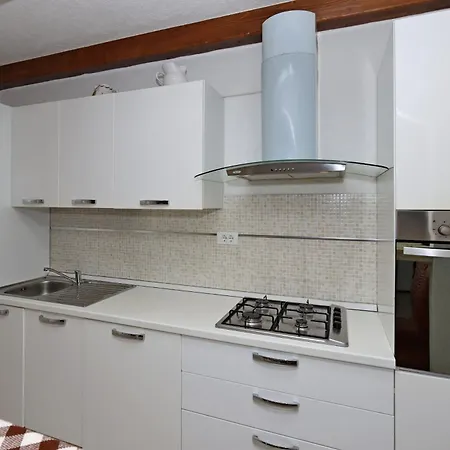 בית נופש Family Friendly House With A Swimming Pool Dolenja Vas, Istria - Sredisnja Istra - 24521 Dolenja Vas