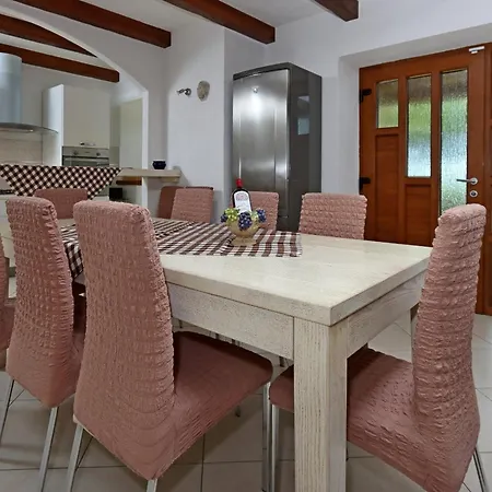 בית נופש Family Friendly House With A Swimming Pool Dolenja Vas, Istria - Sredisnja Istra - 24521